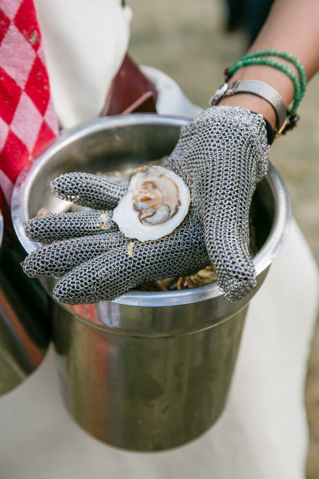 Oyster shucker 