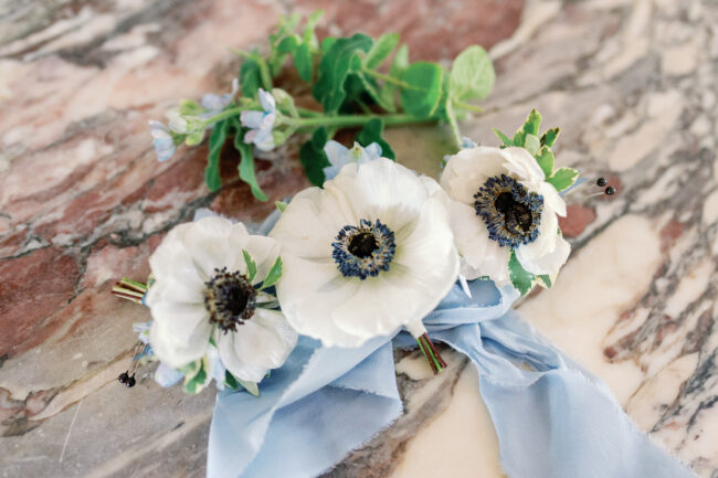 Lindsay & Jason: A Classic and Classy New England Shore Wedding