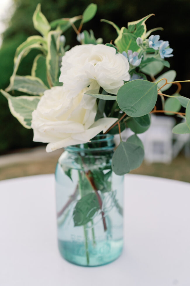 Lindsay & Jason: A Classic and Classy New England Shore Wedding